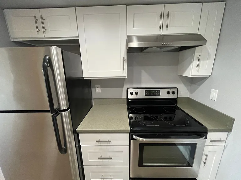 Seattle View Apartments — Photo 21