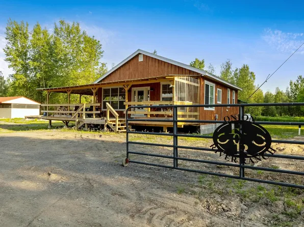 30 Senesac Place, Isle La Motte, VT 05463