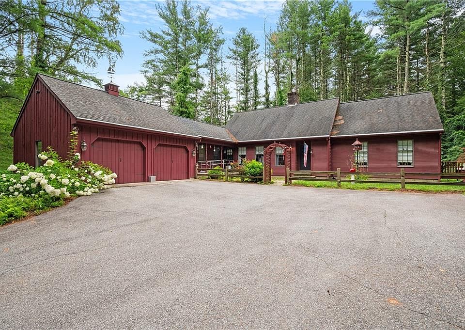 45 Hemlock Farm Trl, Burrillville, RI 02830 Zillow