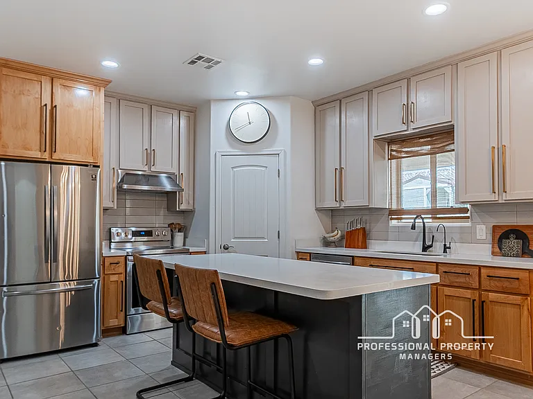 12558 E 49th Dr — Photo 8