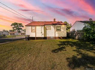 19300 Fenmore St, Detroit, MI 48235