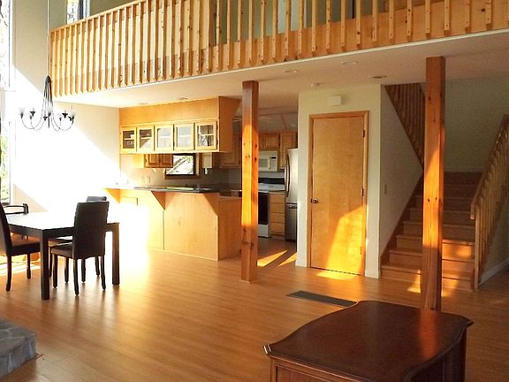 Bright & Open Floor Plan