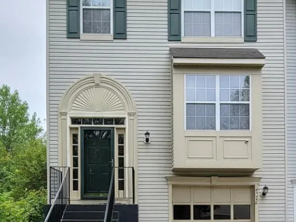 5700 Falls Way Ct, Fredericksburg, VA 22407