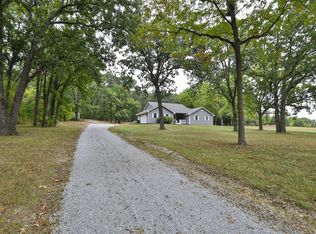 759 E 446th Rd, Bolivar, MO 65613