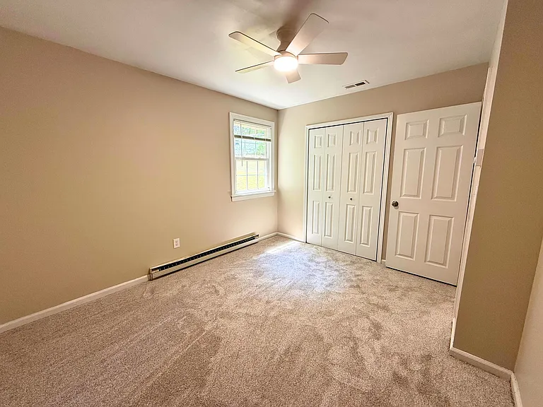 37 Carriage Dr — Photo 11