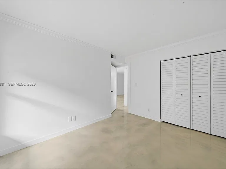 265 SE 10th St #1C — Photo 21