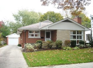 735 Oak Ave, Aurora, IL 60506