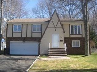 64 Rutgers Ave, Berkeley Heights, NJ 07922