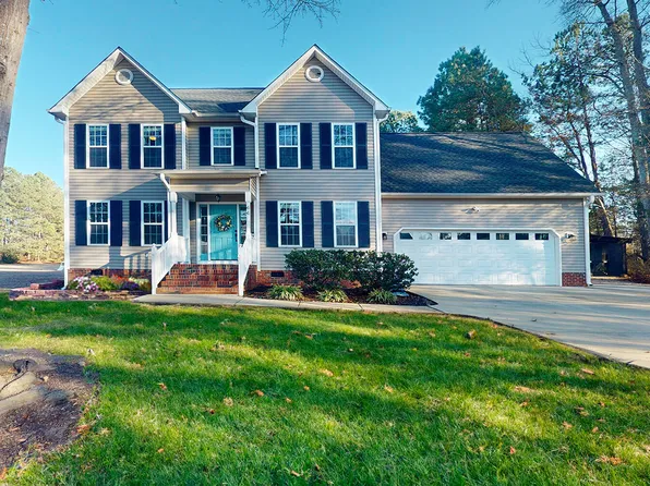 44 Wolf Creek Dr, Wendell, NC 27591