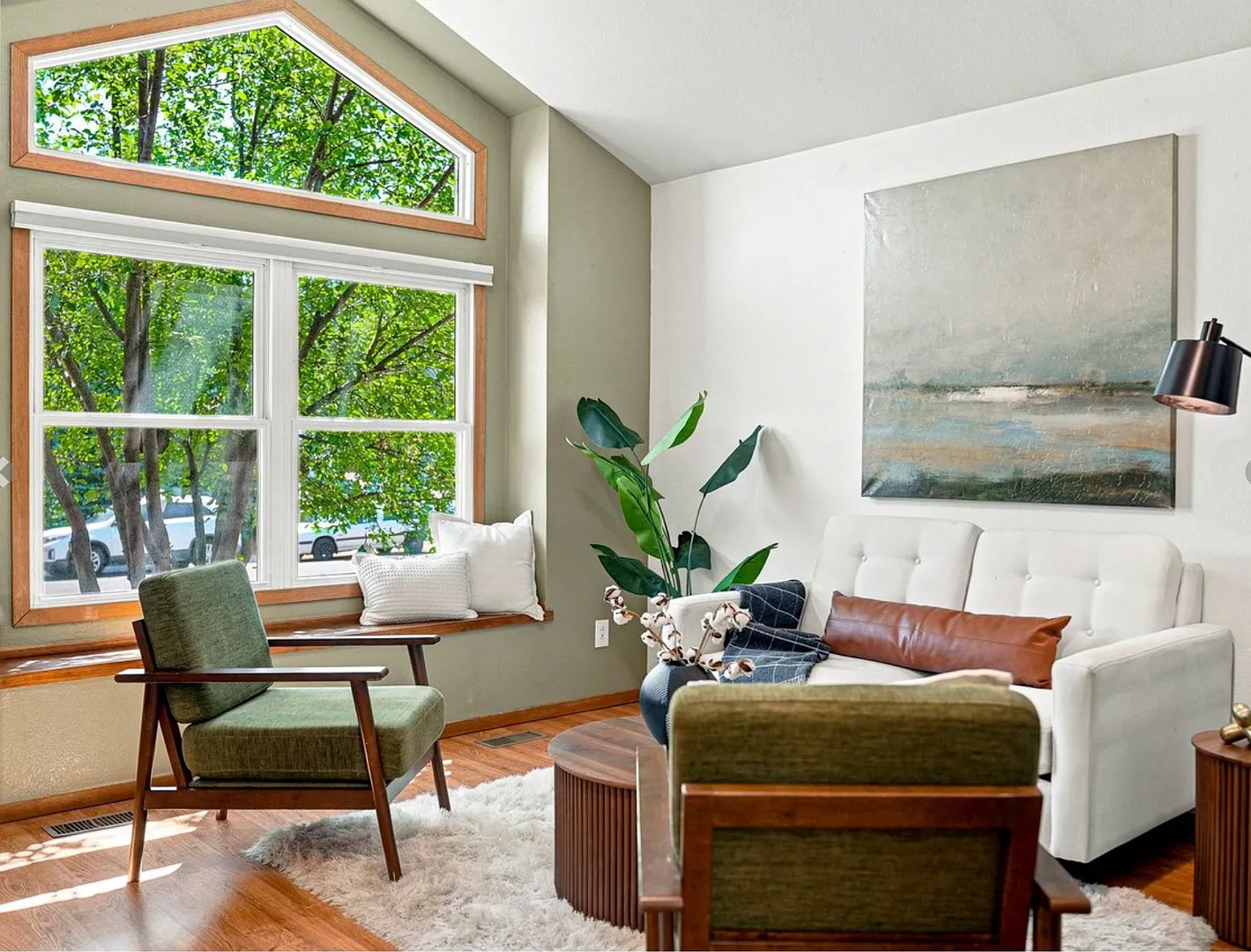Sunny 4 bed, 4 bath Longmont Single-Family Home! Available NOW — Photo 3