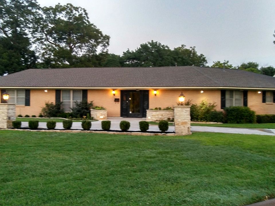 1st image of 416 Brook Ln