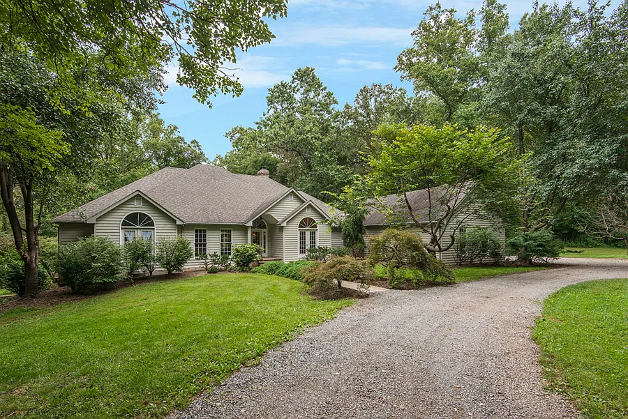 22294 Sam Fred Rd photo 1