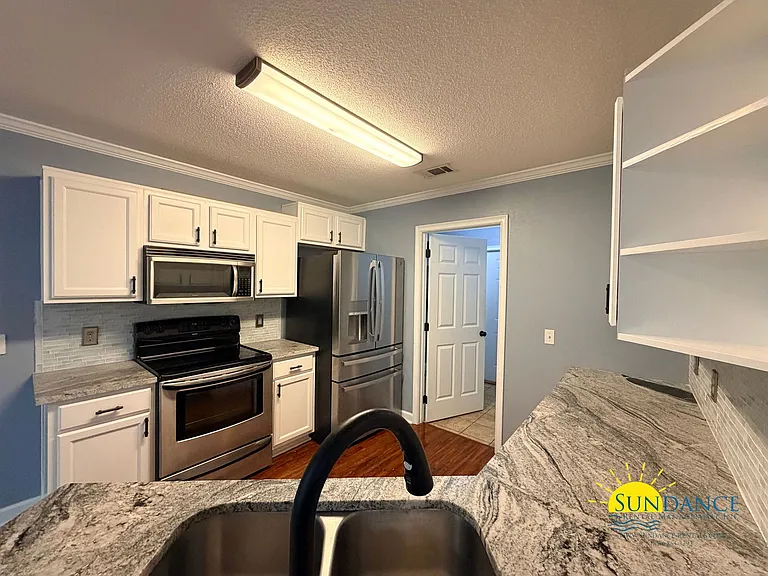 2705 Apple Blossom Ct — Photo 6