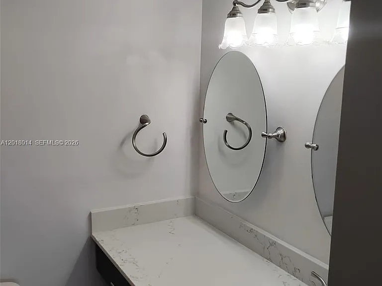 250 Jacaranda Dr #608 — Photo 13