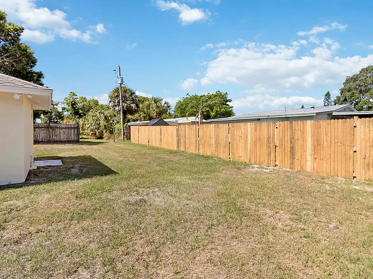 2908 Emory St — Photo 25
