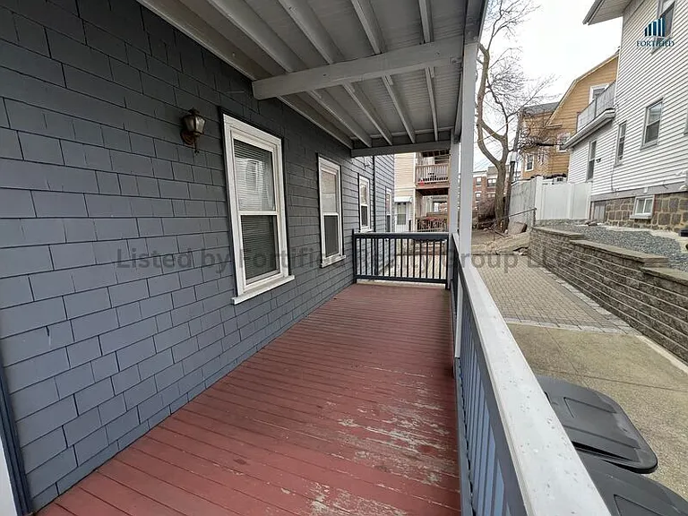 142 Washington St #1 — Photo 25