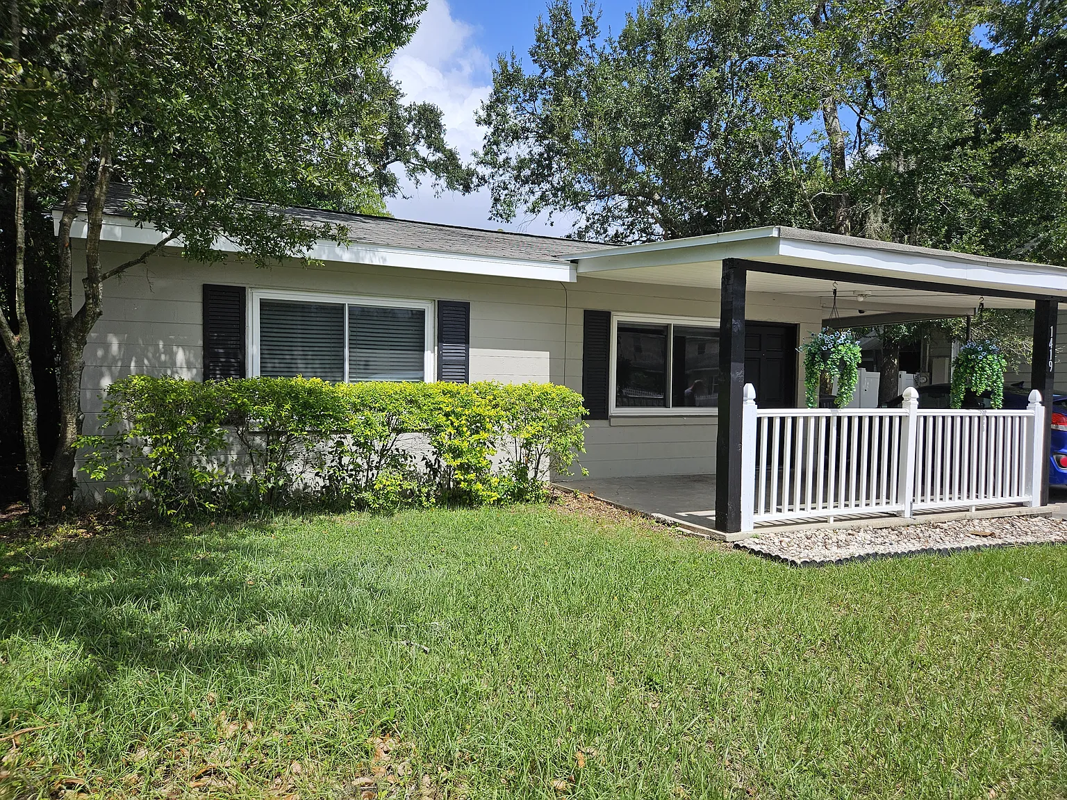 1419 Virginia Dr — Photo 1