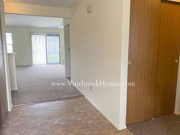4th image of 8708 Deer Chase Dr