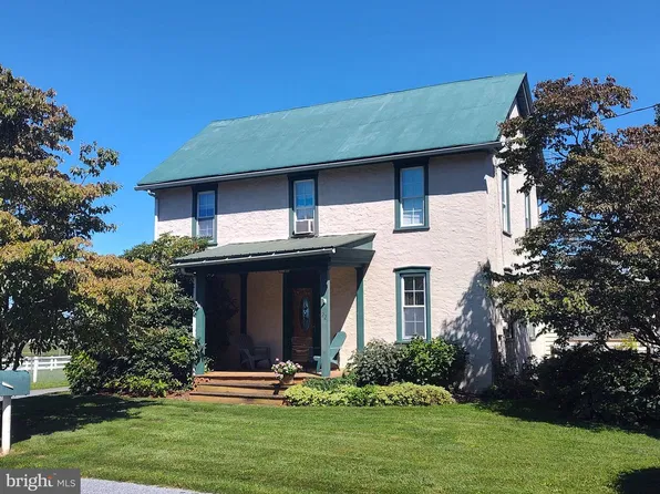 22 Lombard St, Honey Brook, PA 19344