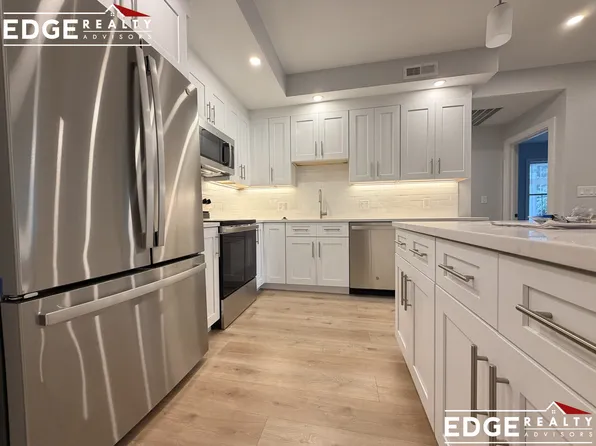 124 Kenrick St, Brighton, MA