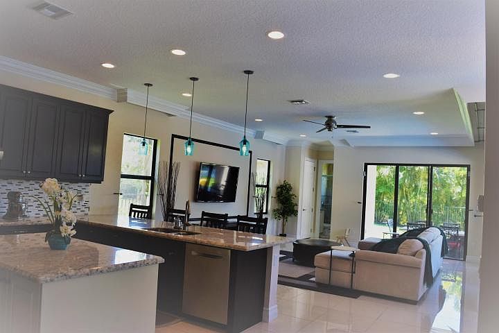 2nd image of 8782 Sydney Harbor Cir #8782