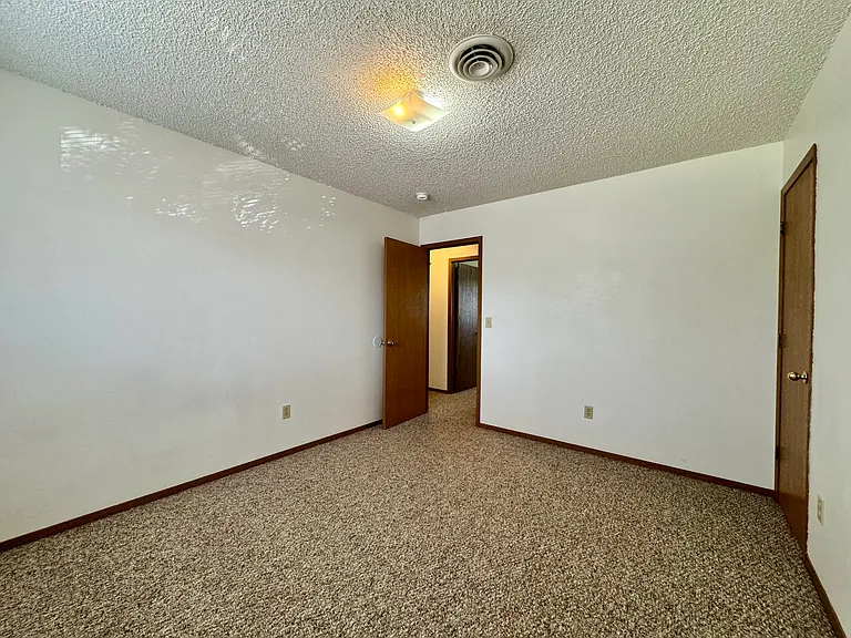 2340 Fairview Ave #3 — Photo 7