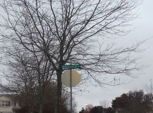 2421 Ridgefield Dr, Belvidere, IL 61008