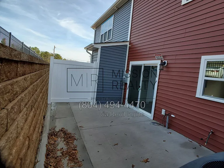 4520 Josephine Ln — Photo 15
