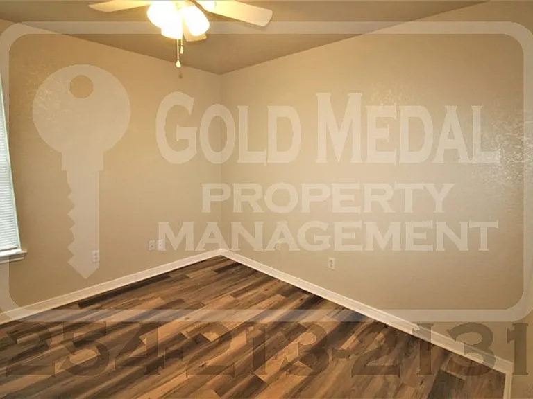 1520 Shoshoni Trl — Photo 15