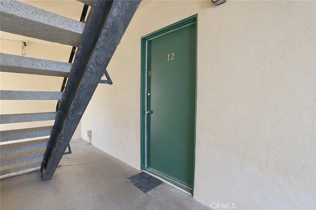 Studio, 258 sqft, $1,800 — Photo 2