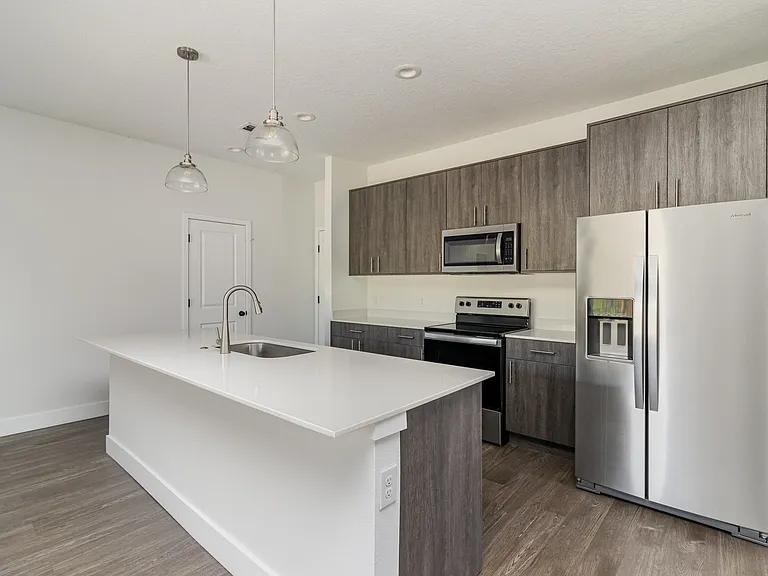 1213 Waterford St SE — Photo 19