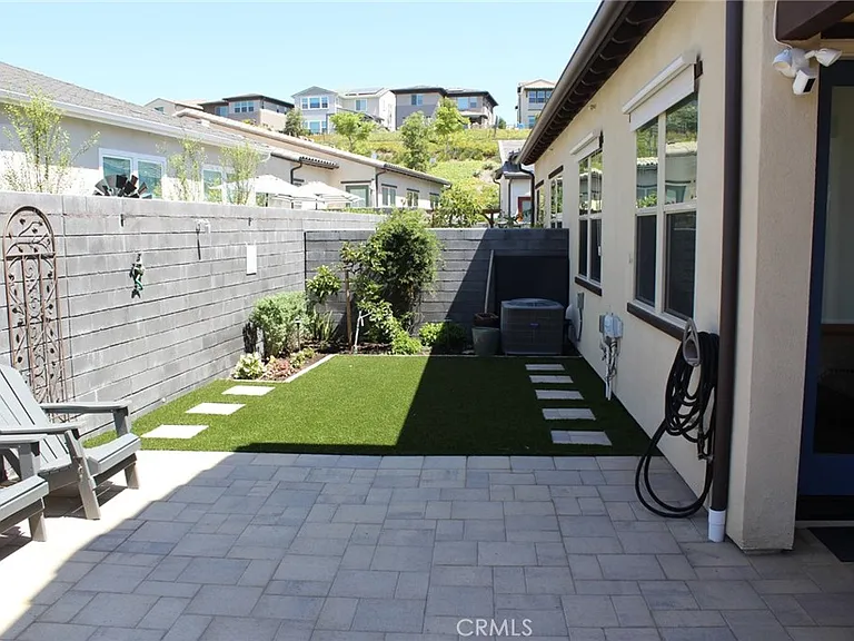 809 Sunrise Rd — Photo 15