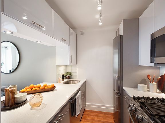 4th image of 400 E 54th St. #16D