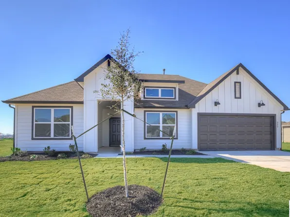 202 Konrad Creek Dr, Lockhart, TX 78644