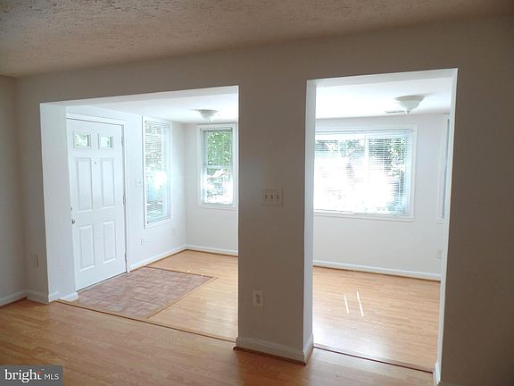 3rd image of 537 Orchard St NW