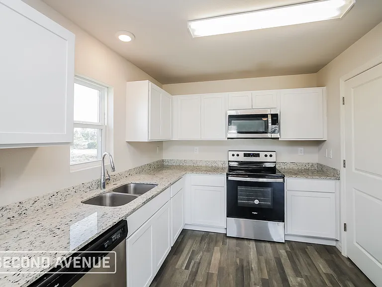 1025 Halby Ave S — Photo 7