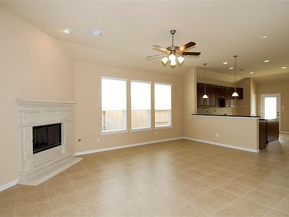 4th image of 26327 Fiona Sky Ln