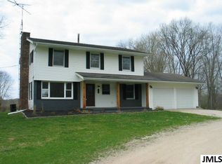 651 Fitchburg Rd, Stockbridge, MI 49285