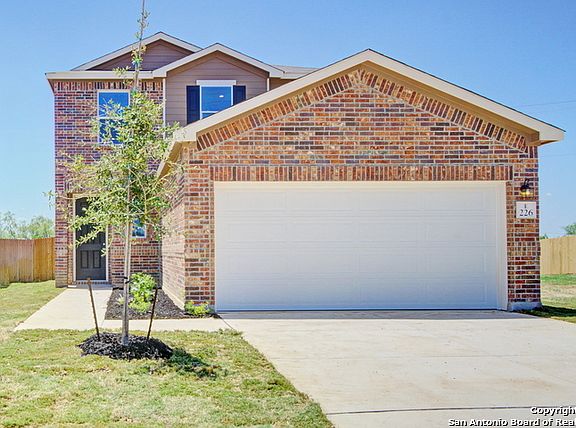 2nd image of 226 Pleasanton Cir