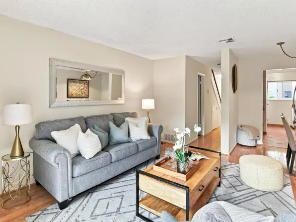 1161 Oddstad Blvd, Pacifica, CA 94044