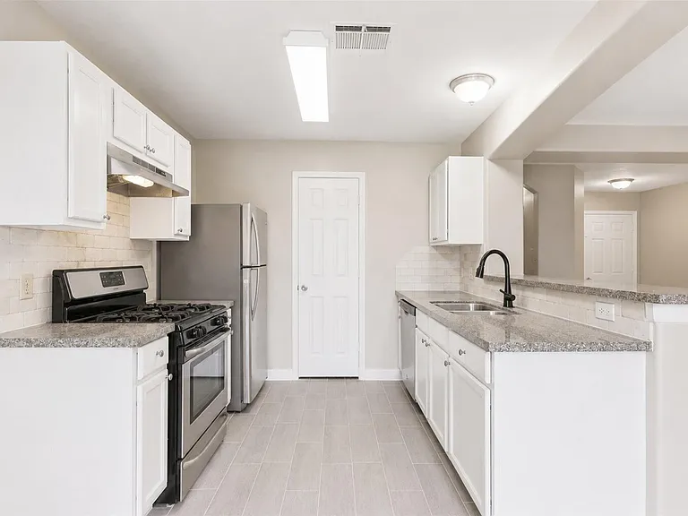 12511 Jade Treasure Dr — Photo 7