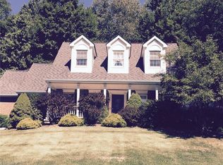 8176 Garfield Dr, Garrettsville, OH 44231