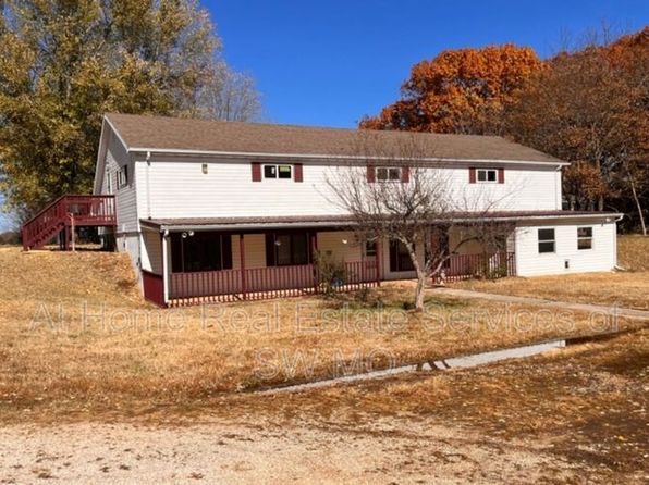 226 Lilac Ln
