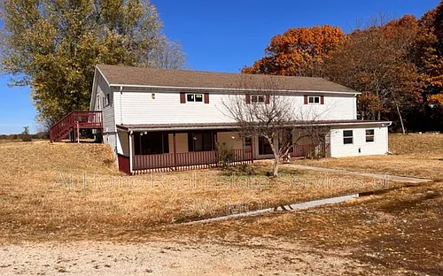 226 Lilac Ln Photo 1