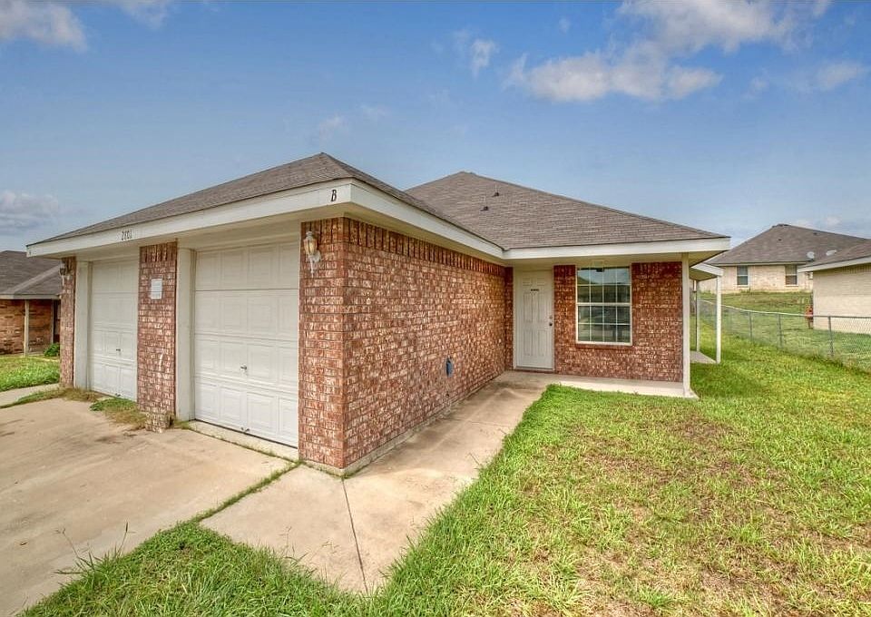 1st image of 2801 Lucille Dr