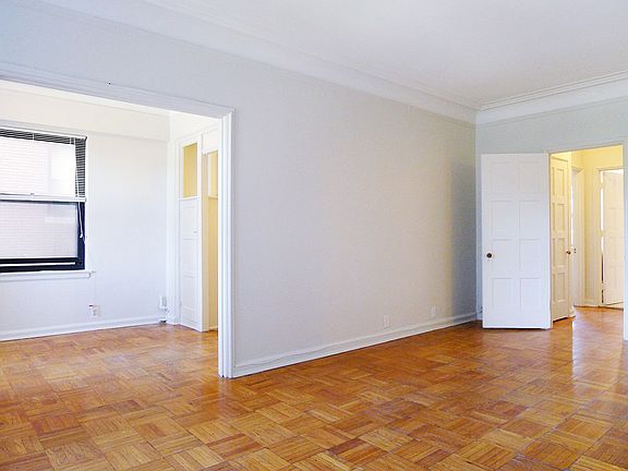 4th image of 8925 E Jefferson Ave #1-04W