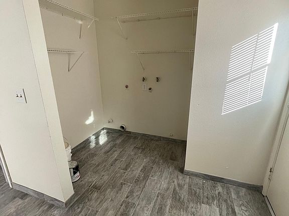 5th image of 2500 W Victor Ct #1