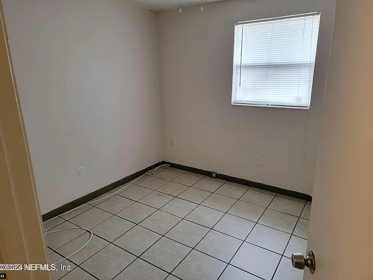 1443 Winnebago Ave #1 — Photo 9