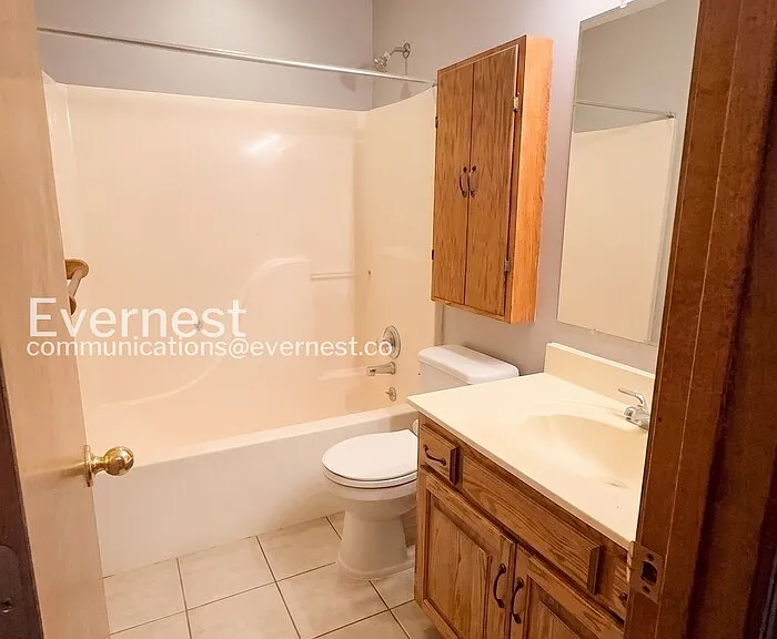 1041 Dean Dr — Photo 8