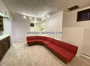 252 Tappan St #B, Brookline, MA 02445